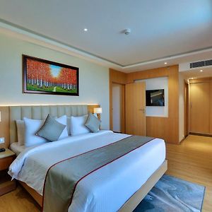 Suite on Airport Transfer